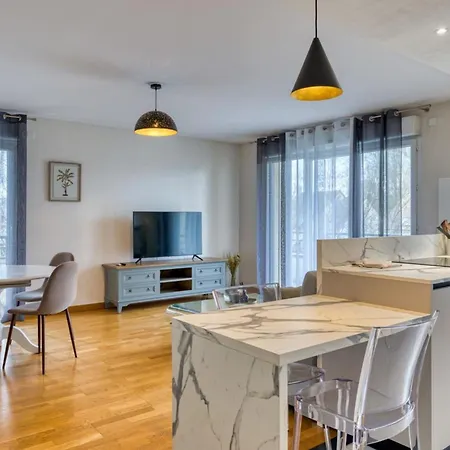 Appartement Marie Superbe Avec Balcon Et Parking Bois-Guillaume